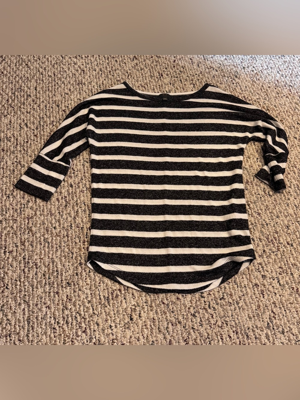 Striped Scoop Neck Women's Sweater - Black & Cream